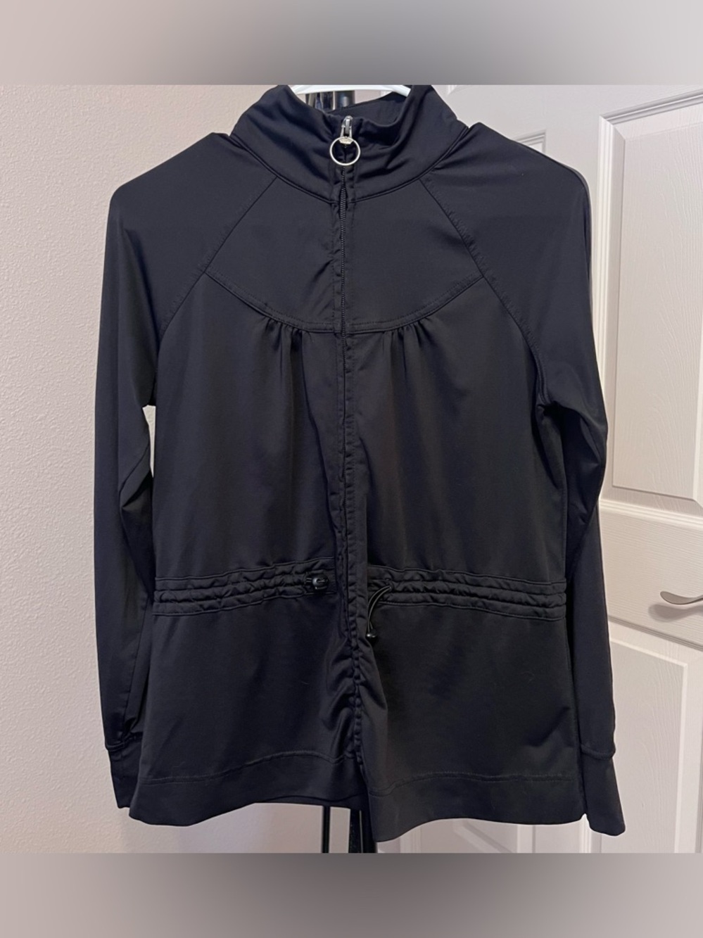 small/medium black athletic jacket
